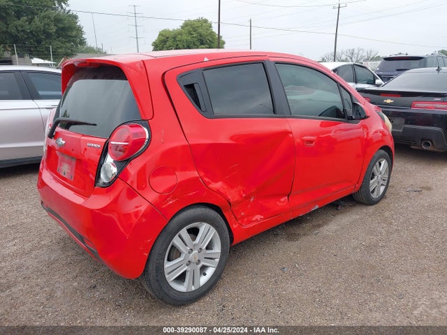 Chevrolet SPARK LS 2014 KL8CB6S95EC451588 Image 4