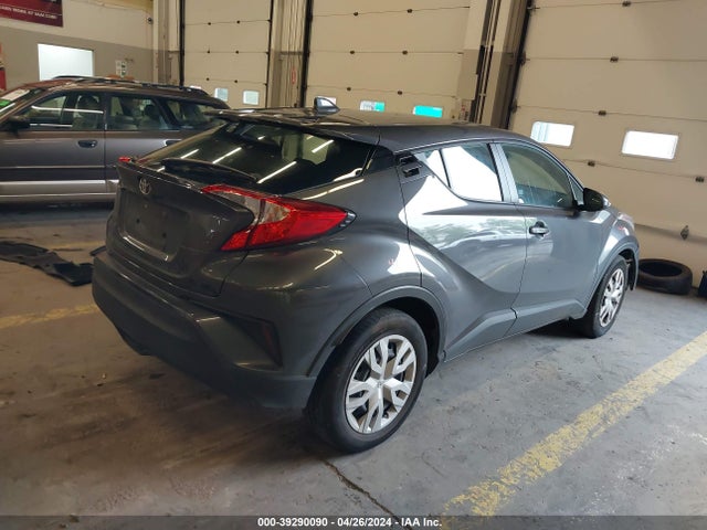 Toyota C-HR LE 2021 NMTKHMBX7MR138848 Image 4