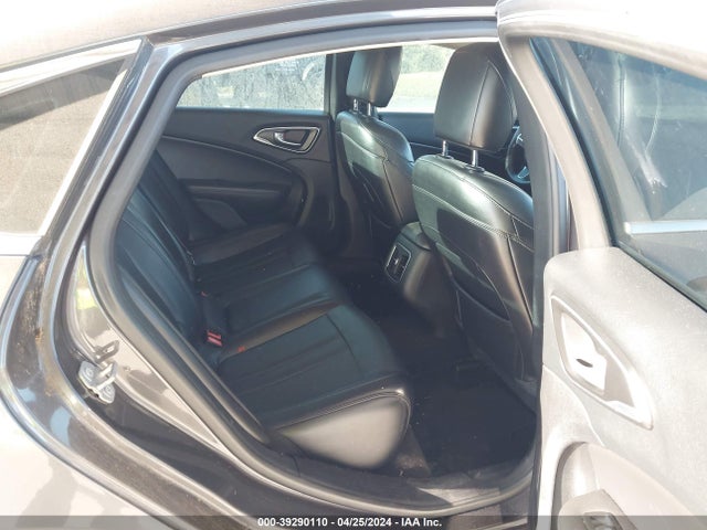 Chrysler 200 C 2015 1C3CCCCB0FN710812 Image 8