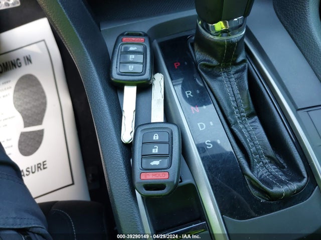Honda Civic Sport 2018 SHHFK7H47JU224744 Image 11