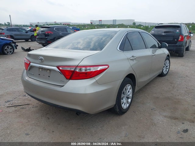 Toyota CAMRY LE 2016 4T4BF1FK3GR532627 Image 4