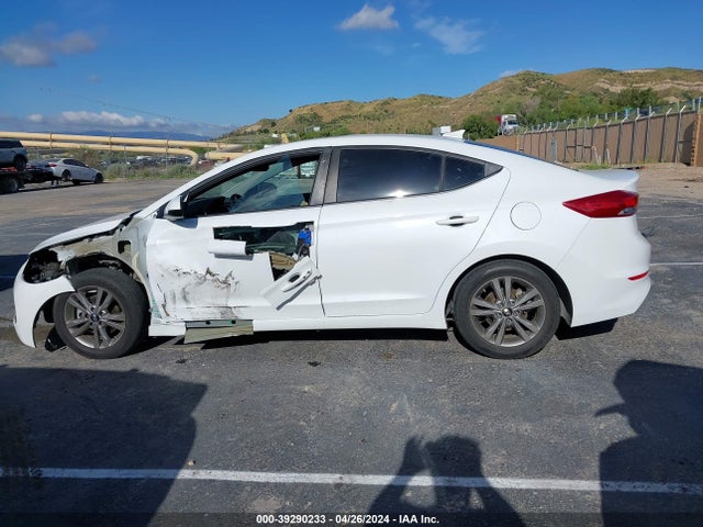 Hyundai Elantra Value Edition 2018 5NPD84LF1JH274233 Image 15