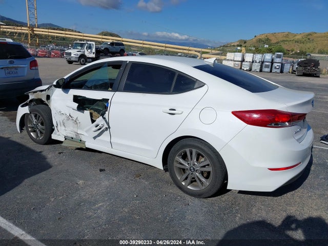 Hyundai Elantra Value Edition 2018 5NPD84LF1JH274233 Image 3