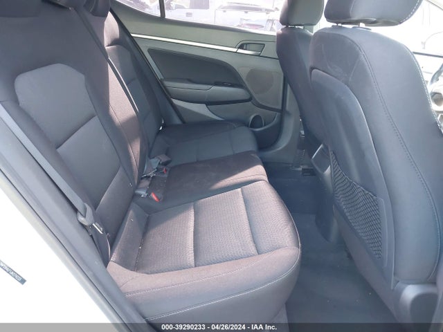 Hyundai Elantra Value Edition 2018 5NPD84LF1JH274233 Image 8