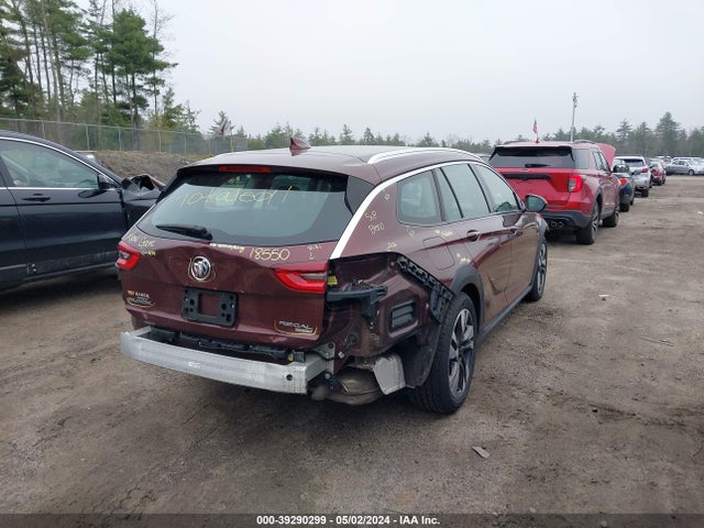 W04GU8SX1J1152483 Buick Regal Tourx Preferred