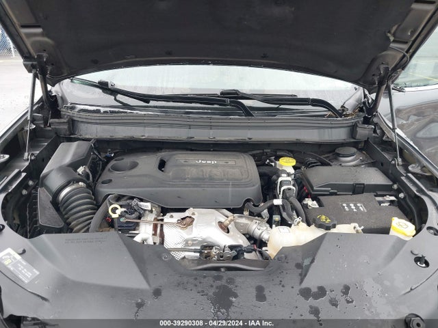 1C4PJLLNXKD147541 Jeep Cherokee Latitude Plus Fwd