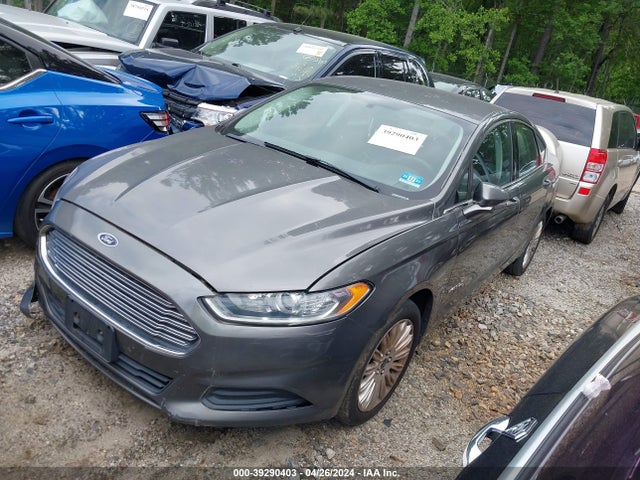 Продажа на аукционе авто 2013 Ford Fusion Hybrid Se, vin: 3FA6P0LU2DR334952, номер лота: 39290403