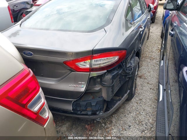 Продажа на аукционе авто 2013 Ford Fusion Hybrid Se, vin: 3FA6P0LU2DR334952, номер лота: 39290403