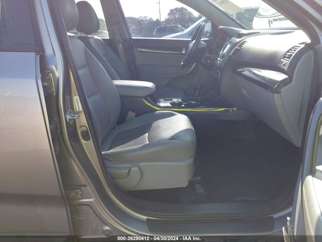 KIA SORENTO LX 2015 5XYKT3A63FG646270 Image 5