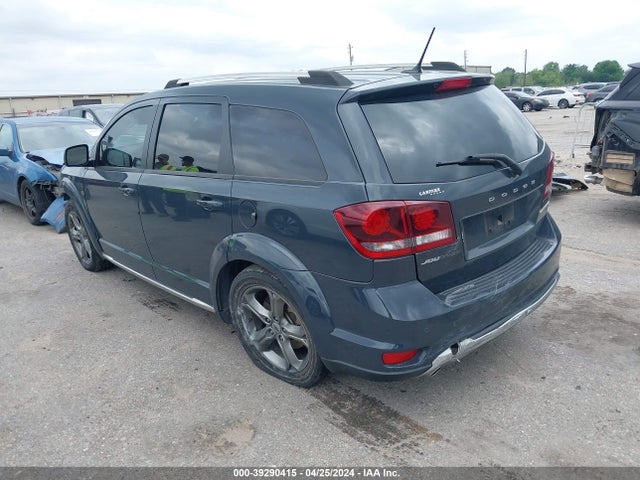 3C4PDCGG6JT209397 Dodge Journey Crossroad
