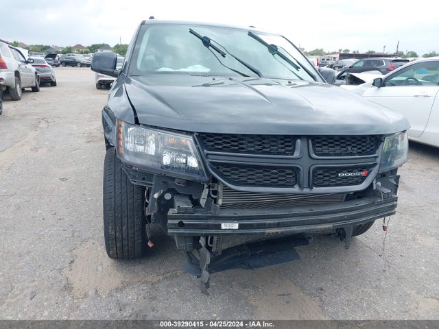 3C4PDCGG6JT209397 Dodge Journey Crossroad