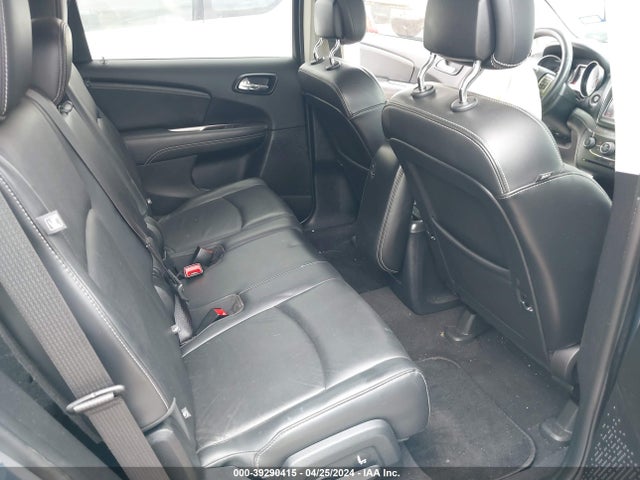 3C4PDCGG6JT209397 Dodge Journey Crossroad