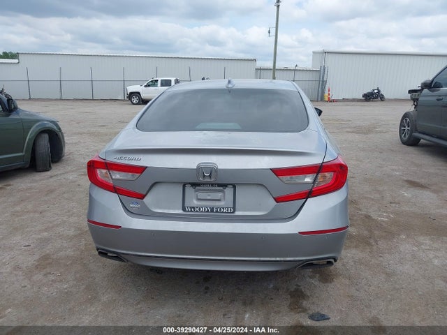 Honda Accord Touring 2018 1HGCV1F96JA074658 Image 16