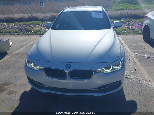 WBA8K3C55JA024048 BMW 330i Xdrive