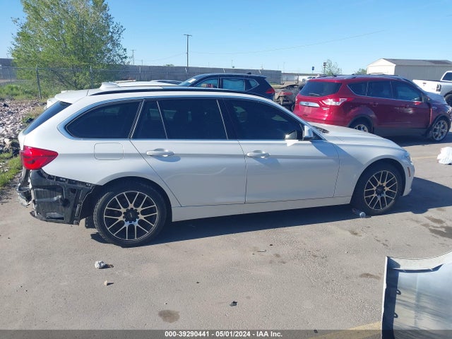 BMW 330i Xdrive 2018 WBA8K3C55JA024048 Image 13