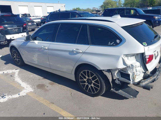 WBA8K3C55JA024048 BMW 330i Xdrive