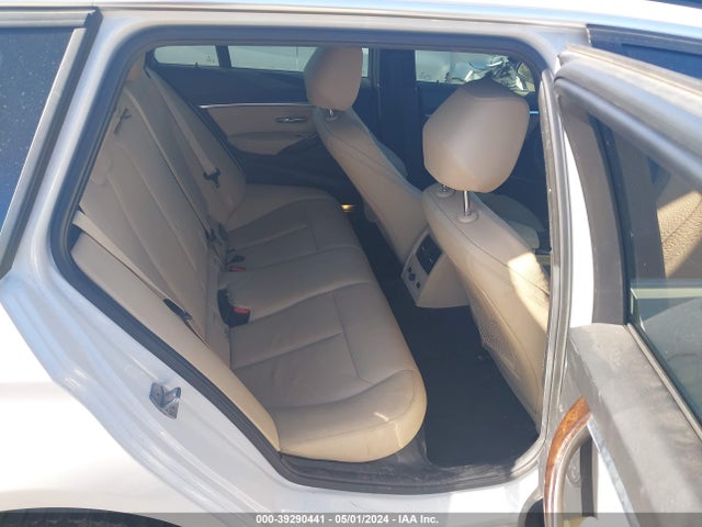 WBA8K3C55JA024048 BMW 330i Xdrive