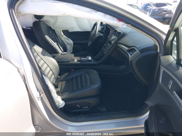 Ford FUSION SEL 2019 3FA6P0CD5KR269365 Image 5