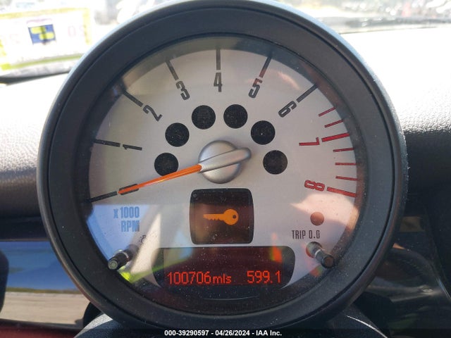 2011 MINI COOPER WMWSU3C57BT095869 Photo 6