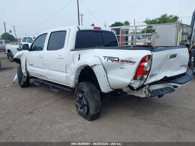 Toyota Tacoma Prerunner V6 2015 5TFJU4GN9FX072672 Image 3