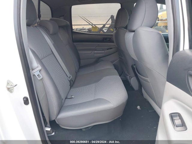 Toyota Tacoma Prerunner V6 2015 5TFJU4GN9FX072672 Image 8