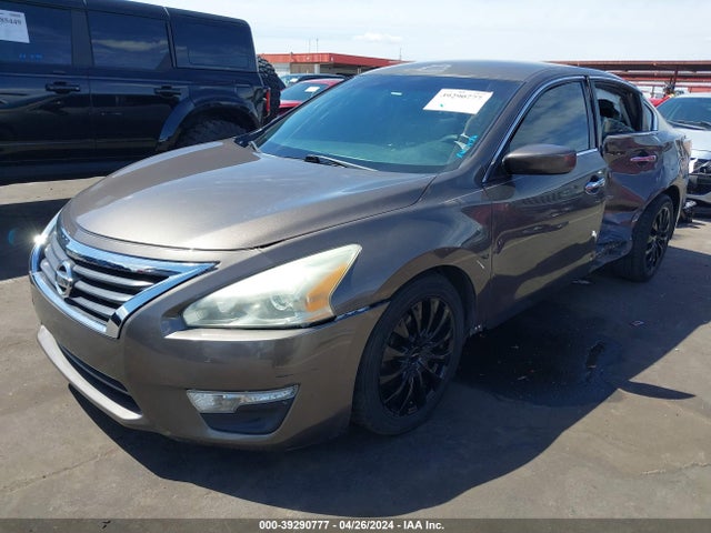 Nissan Altima 2.5 S 2015 1N4AL3AP6FC276026 Image 2