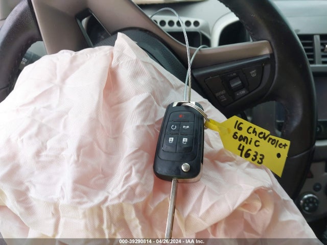 Chevrolet Sonic Ltz Auto 2016 1G1JE5SB6G4136761 Image 11