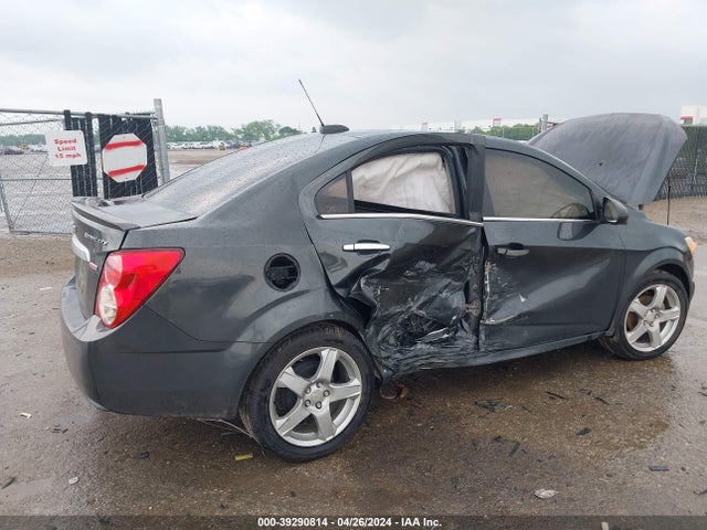 Chevrolet Sonic Ltz Auto 2016 1G1JE5SB6G4136761 Image 6