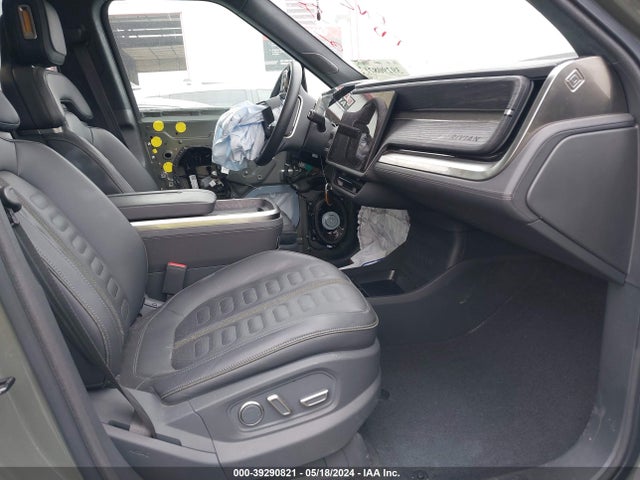 Rivian R1s Launch Edition 2023 7PDSGABL7PN004277 Image 5