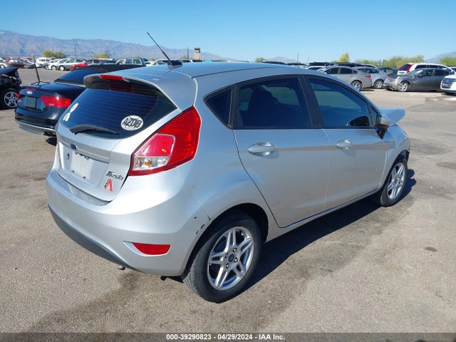 Ford FIESTA SE 2019 3FADP4EJ2KM166130 Image 4