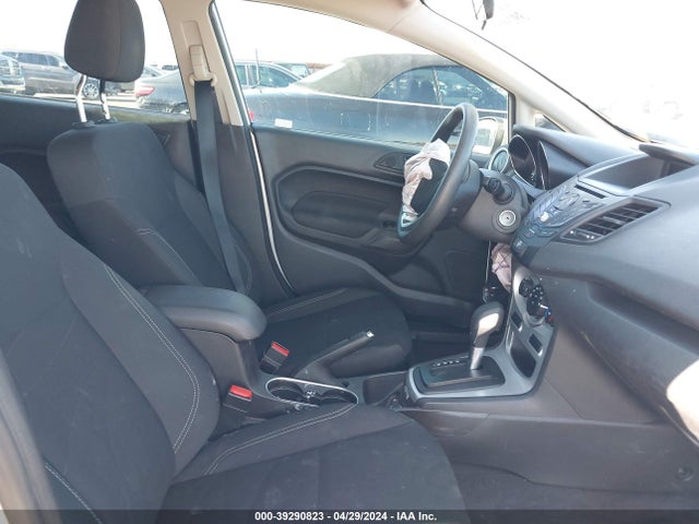 Ford FIESTA SE 2019 3FADP4EJ2KM166130 Image 5