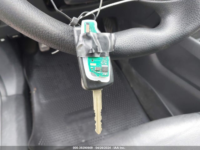 Nissan ROGUE S 2016 KNMAT2MT5GP633199 Image 11
