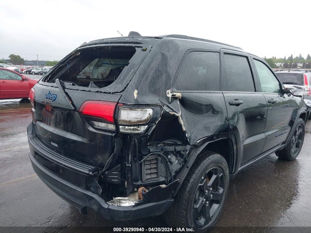 1C4RJFAG9JC393919 Jeep Grand Cherokee Upland 4x4