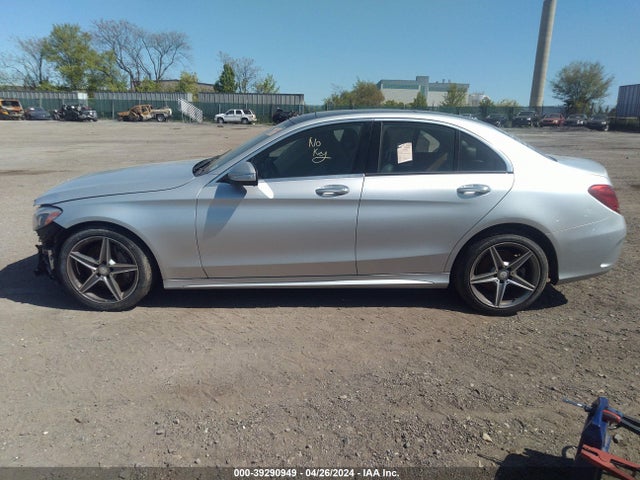 55SWF6GB9FU025670 Mercedes-Benz C 400 4matic