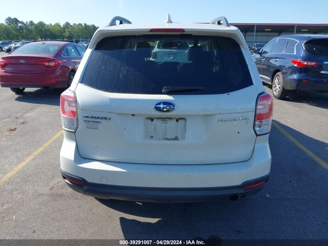 Subaru Forester 2.5i Limited 2017 JF2SJAJC1HH573699 Image 16
