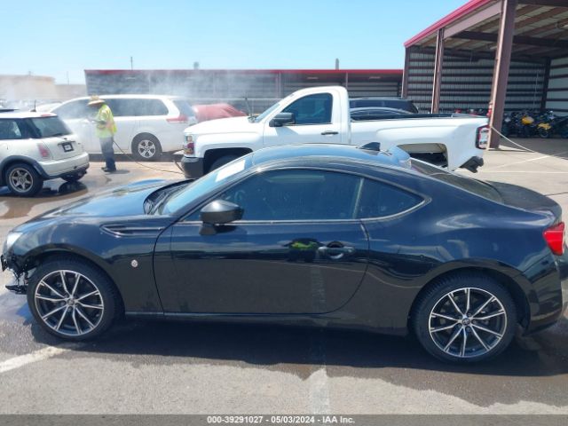 JF1ZNAA12J9701728 Toyota 86