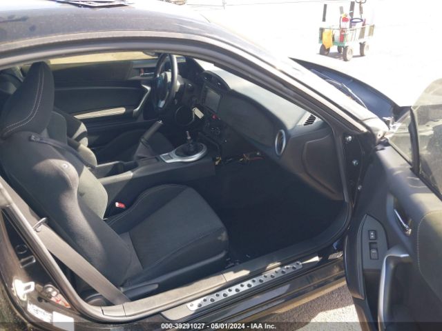 JF1ZNAA12J9701728 Toyota 86