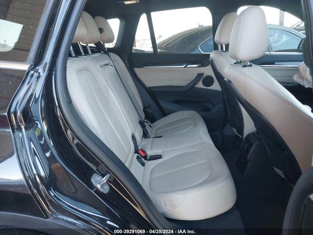 BMW X1 Xdrive28i 2016 WBXHT3Z36G4A48412 Image 8