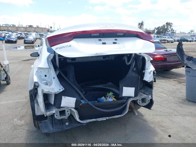 KIA Forte Lxs 2023 3KPF24AD7PE604191 Image 6