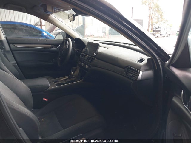 Honda ACCORD LX 2018 1HGCV1F11JA113974 Image 5