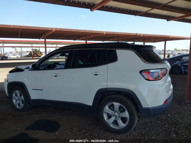 3C4NJCBB6KT623423 Jeep Compass Latitude Fwd