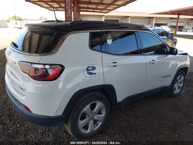 3C4NJCBB6KT623423 Jeep Compass Latitude Fwd
