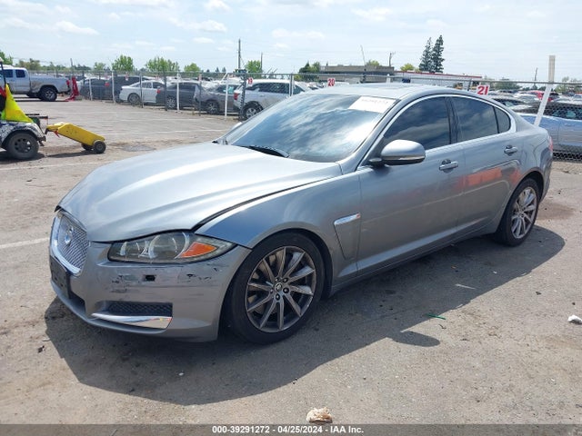 2013 JAGUAR XF SAJWA0ES2DPS76342 Photo 1