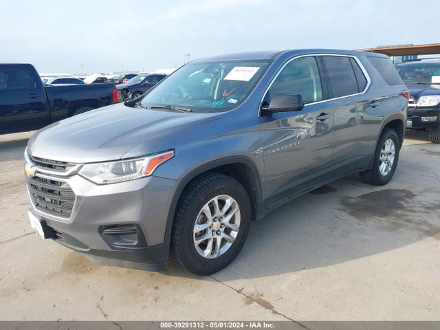 Chevrolet Traverse Ls 2019 1GNERFKW4KJ163531 Image 2