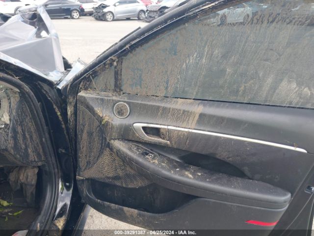 KMHL24JA9PA247099 Hyundai SONATA SE