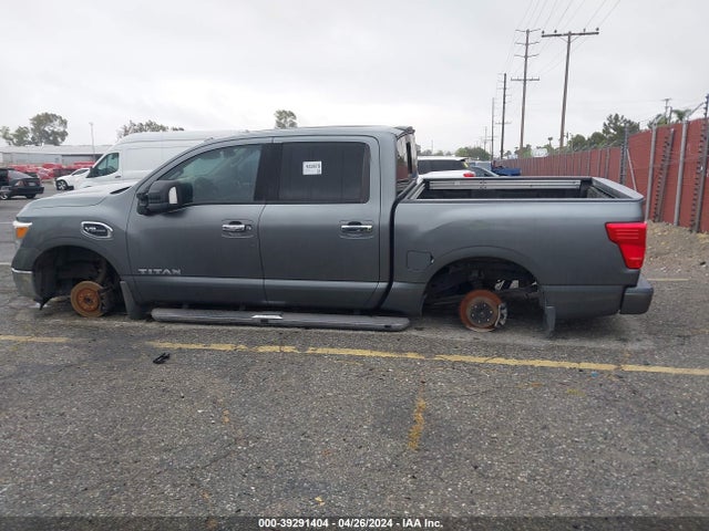 Nissan TITAN SV 2017 1N6AA1E60HN539668 Image 14