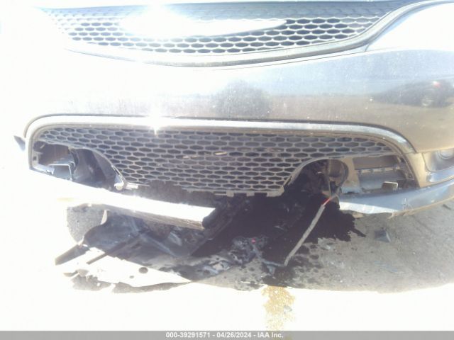 1C3CCCBB6GN156078 Chrysler 200 S