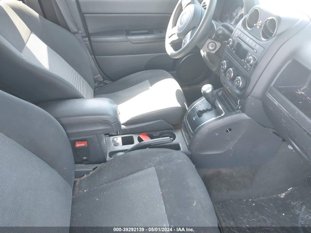 1C4NJRBB8HD197039 Jeep Patriot Sport 4x4