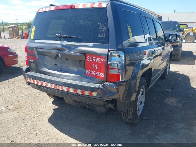 1C4NJRBB8HD197039 Jeep Patriot Sport 4x4