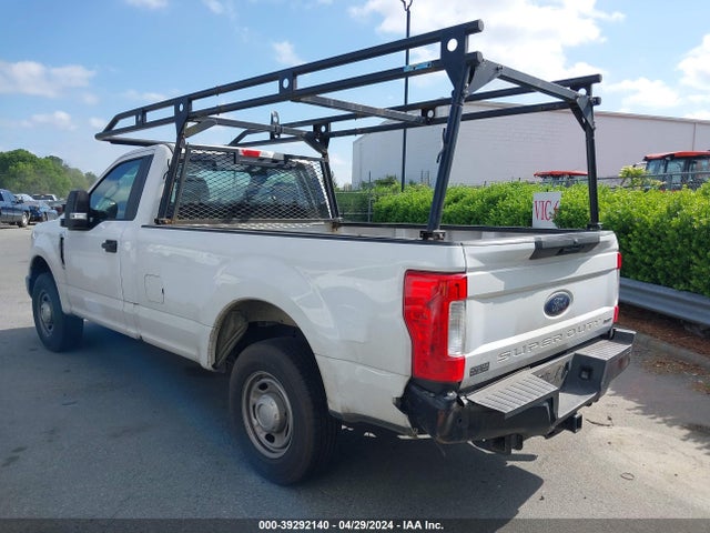 Ford F-250 Xl 2018 1FTBF2A67JEC83054 Image 3